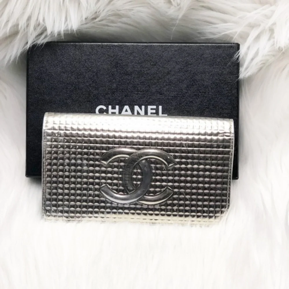 Chanel Silver Metallic Paten Leather Wall…